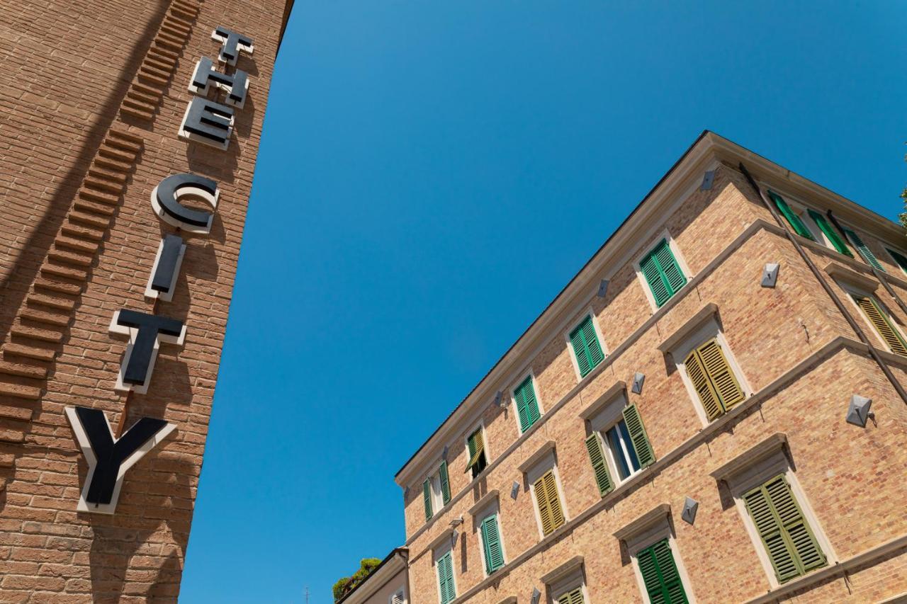The City Hotel 安科纳 外观 照片